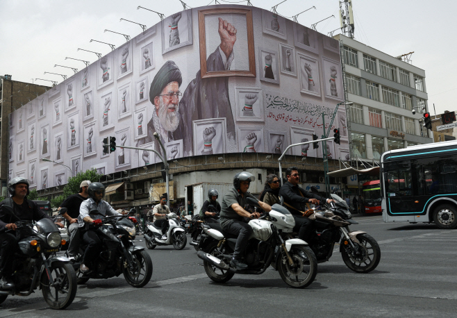 IRAN-CRISIS/