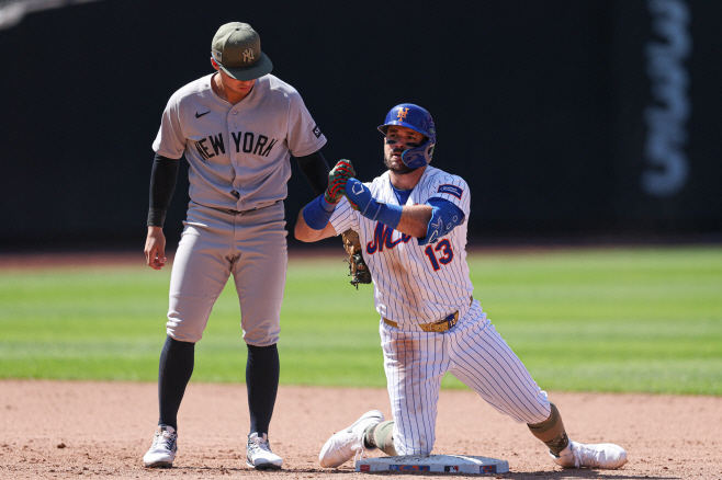 BASEBALL-MLB/