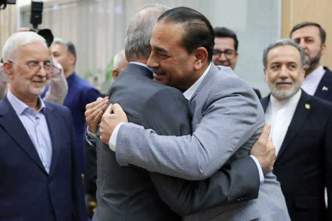 IRAN-PAKISTAN-US-ISRAEL-WAR-POLITICS-DIPLOMACY