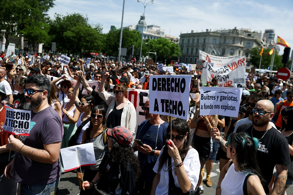 SPAIN-PROTEST/HOUSING <YONHAP NO-6608> (REUTERS)