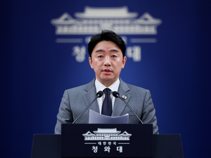 강훈식 비서실장, '공직역량 강화' 핵심성과 및 추진계획 브리핑
