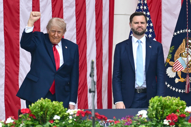 TRUMP MEMORIAL DAY