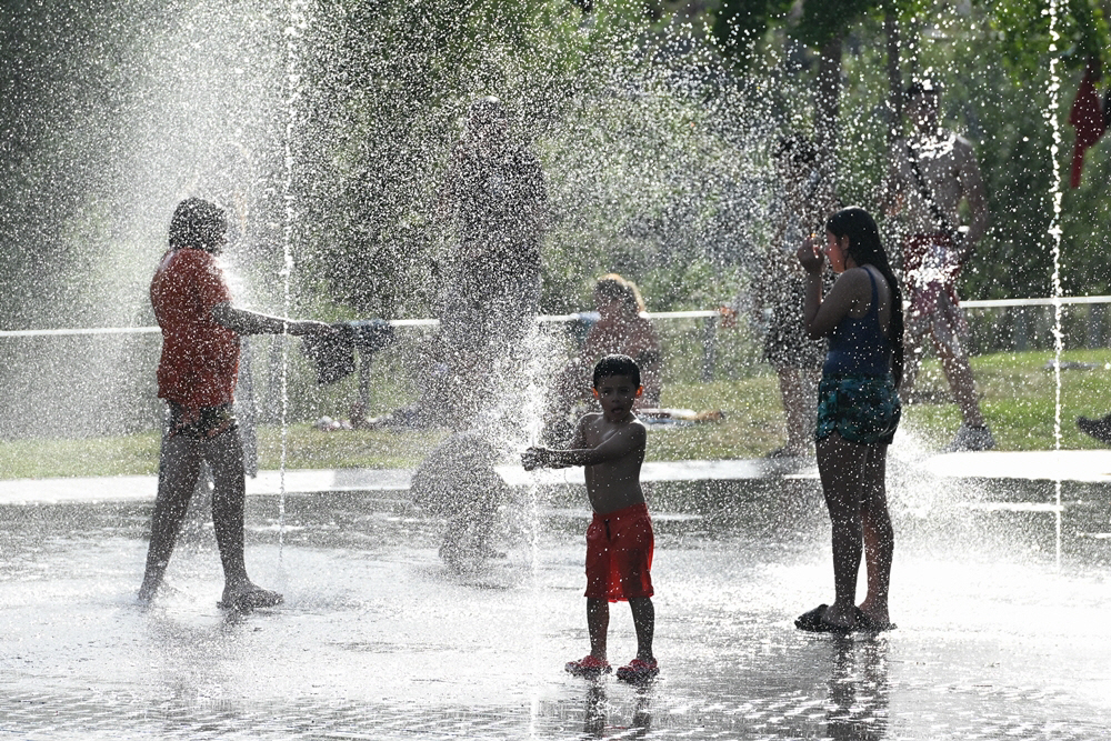 SPAIN-MADRID-HEAT WAVE <YONHAP NO-4653> (XINHUA)