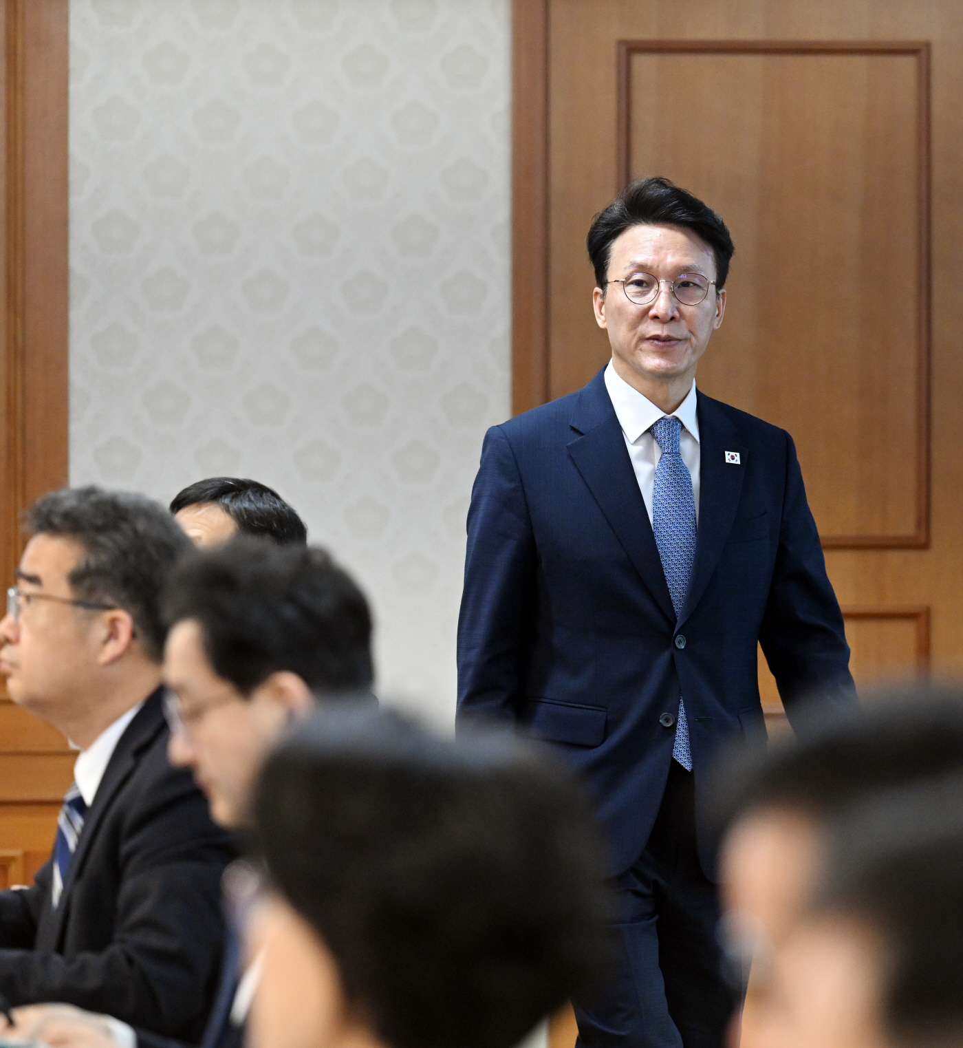 공명선거 관계장관회의에 참석하는 김민석 총리