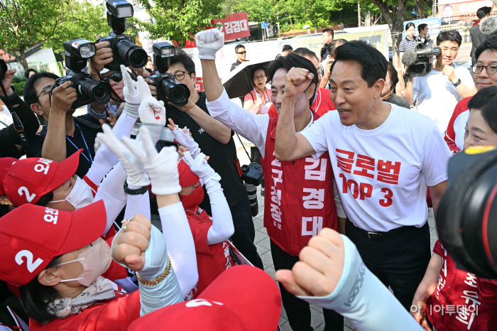 [포토] 오세훈 후보 '마지막 순간까지 최선을'