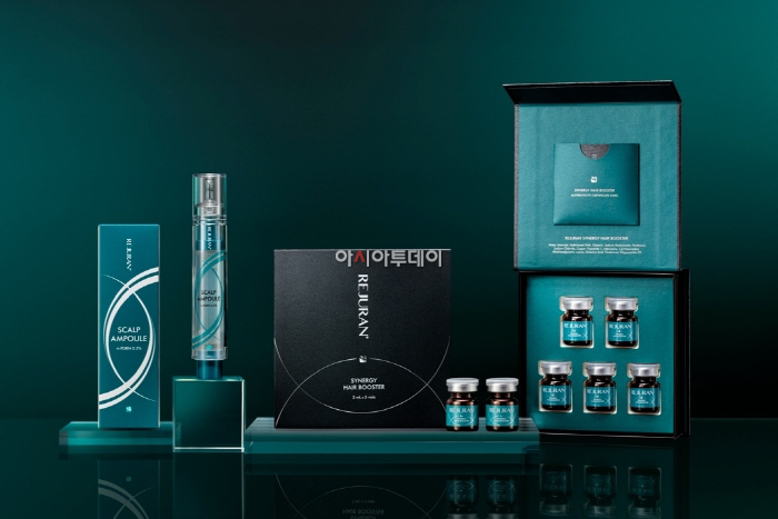 [사진] 리쥬란 시너지 부스터 헤어 라인 2종 (왼쪽)리쥬란 스칼프 앰플, (오른쪽)리쥬란 시너지 헤어부스터