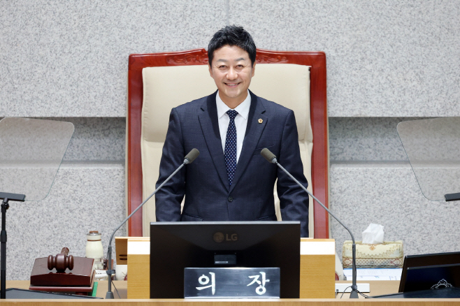 김진경 의장