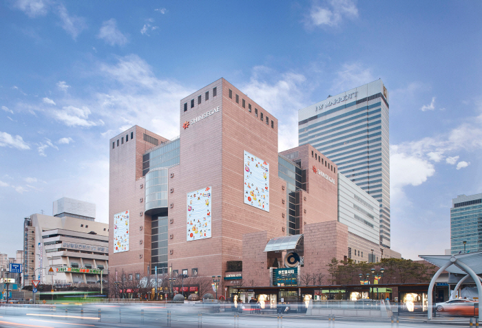 신세계백화점 강남점전경