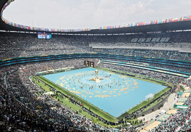 2026 피파 월드컵 개막, 꽉 찬 개막전 관중석
