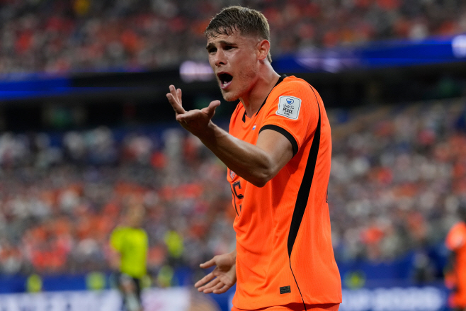 Japan Netherlands WCup Soccer