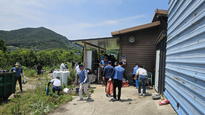 포스코봉사단 생활환경 디자인 봉사 (1)