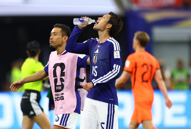 SOCCER-WORLDCUP-NLD-JPN/