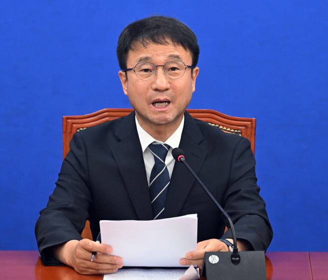 더불어민주당 원내대책회의