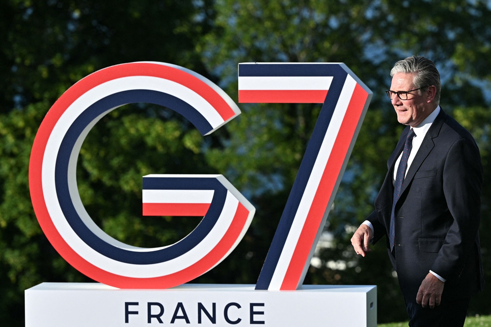 FRANCE-G7-POLITICS-DIPLOMACY-ARRIVALS <YONHAP NO-1347> (AFP)