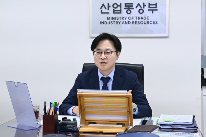 (26.05.21)아랍에미리트(UAE) 에너지인프라부 장관 화상회의03