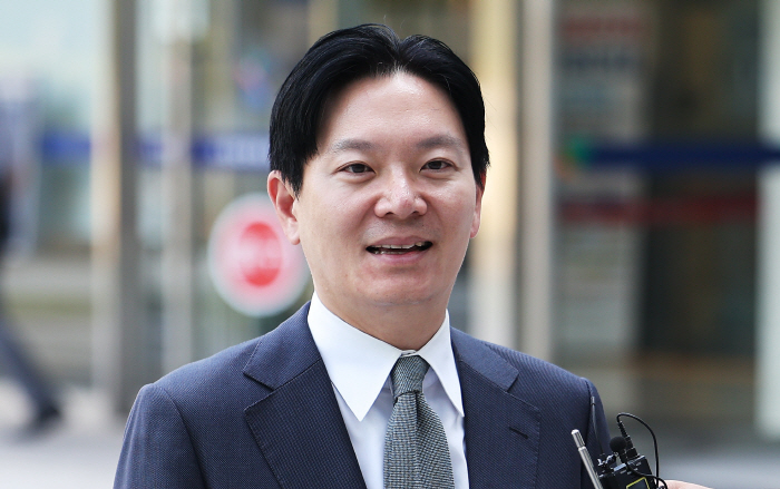 증인 출석하는 박상용 검사<YONHAP NO-2975>