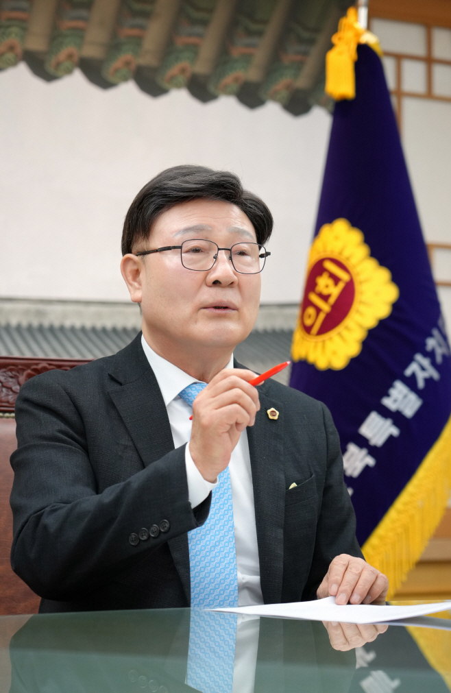 [사진2] 문승우 의장
