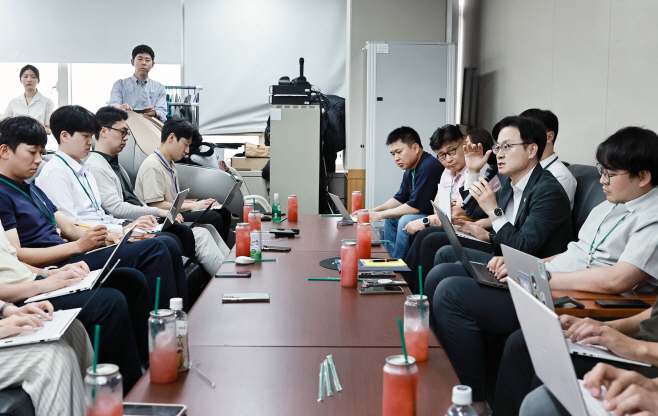(26.06.22)카자흐·유럽·중동 출장 성과관련 백브리핑01