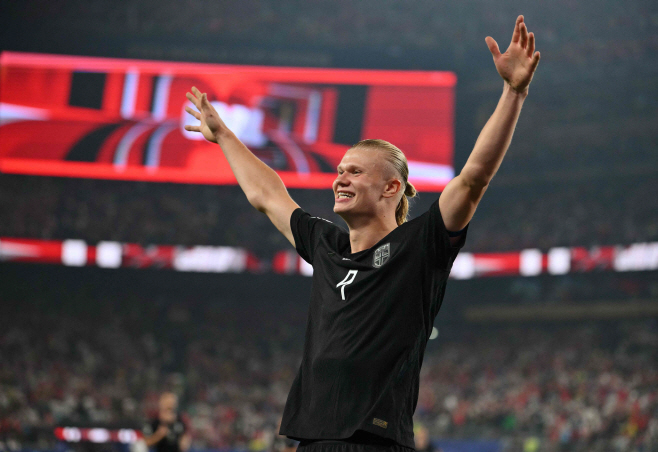 TOPSHOT-FBL-WC-2026-MATCH41-NOR-SEN