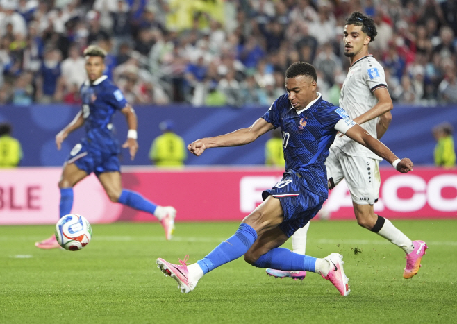 (SP)U.S.-PHILADELPHIA-FOOTBALL-FIFA WORLD CUP-GROUP I-FRA VS IRQ