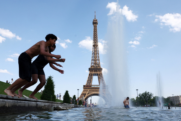 EUROPE-WEATHER/FRANCE <YONHAP NO-2027> (REUTERS)