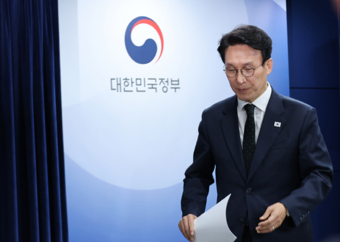 검찰개혁 관련 현안 브리핑 마친 김민석 국무총리