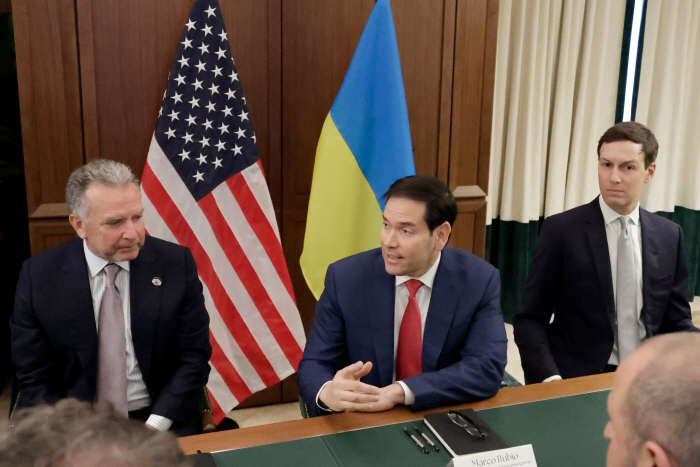 Russia-Ukraine War-Trump <YONHAP NO-1836> (AP)