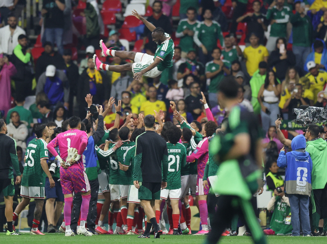(SP)MEXICO-MEXICO CITY-FOOTBALL-FIFA WORLD CUP-ROUND OF 32-MEX VS ECU