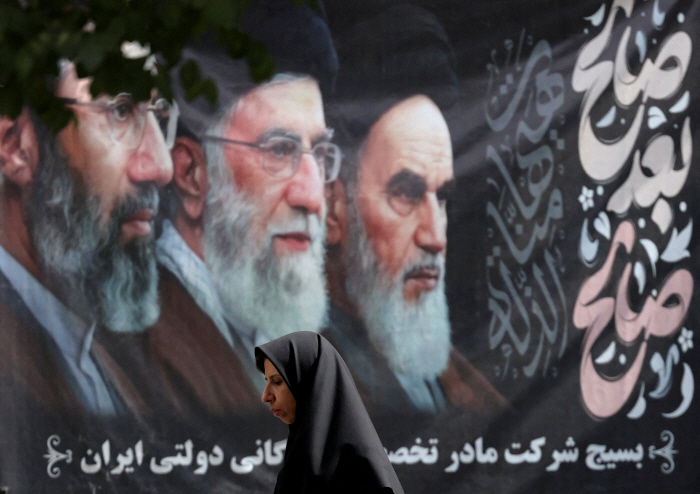 IRAN-CRISIS/