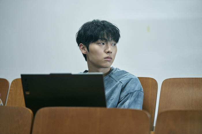 최현욱