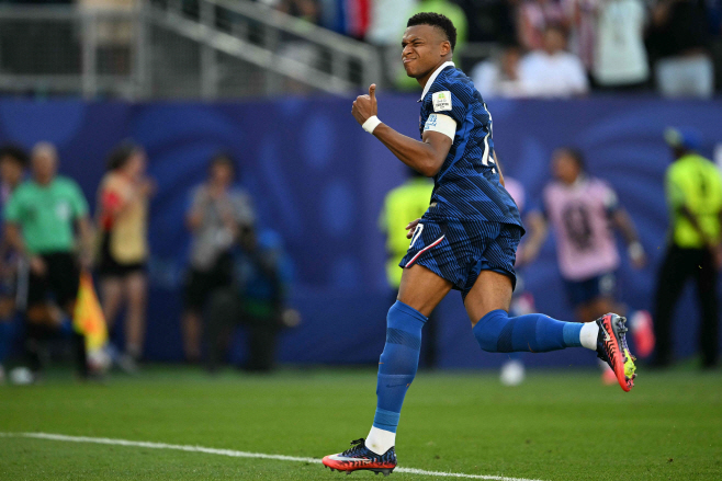 TOPSHOT-FBL-WC-2026-MATCH89-PAR-FRA