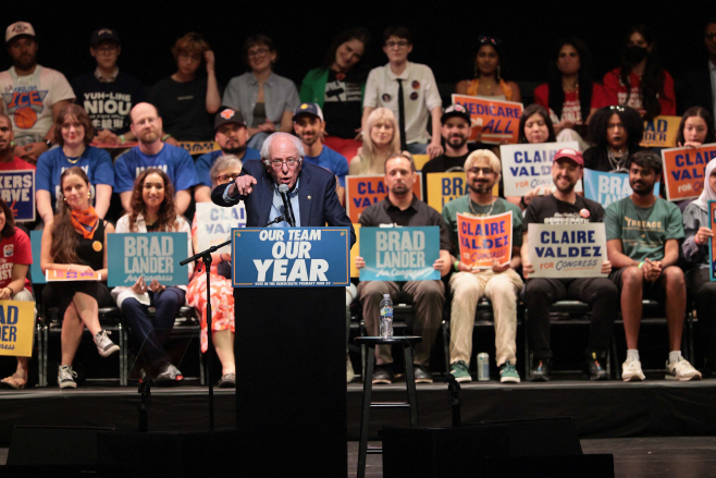US-BERNIE-SANDERS-AND-ZOHRAN-MAMDANI-JOIN-LOCAL-CANDIDATES-FOR-C