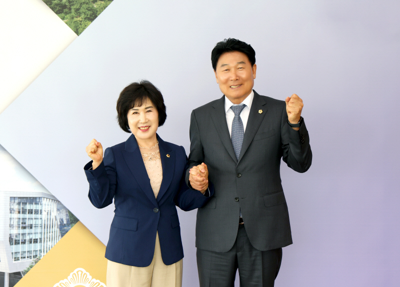 사진_강상태 의장, 정연화 부의장