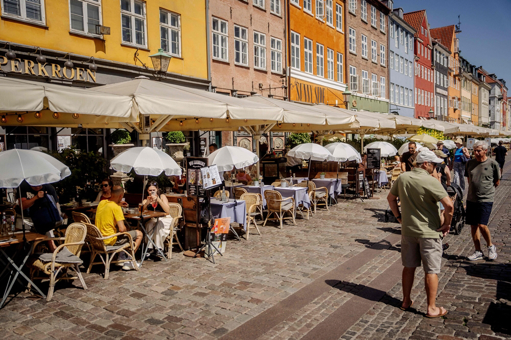 DENMARK-EUROPE-WEATHER-HEAT <YONHAP NO-0301> (AFP)