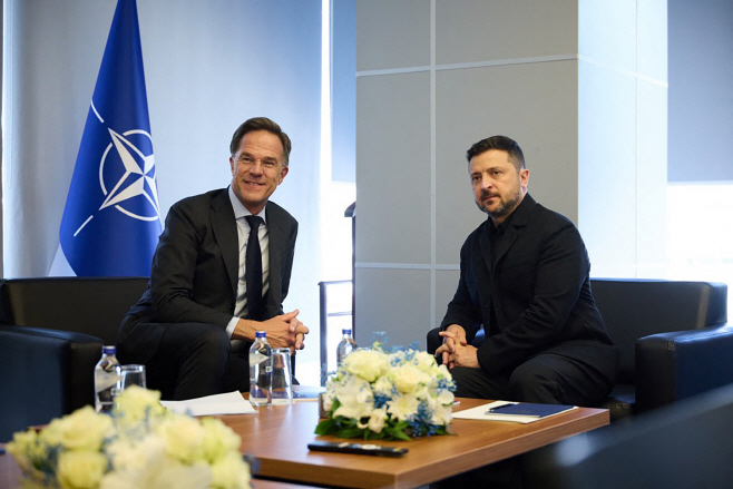 TURKEY-UKRAINE-NATO-SUMMIT-DEFENCE