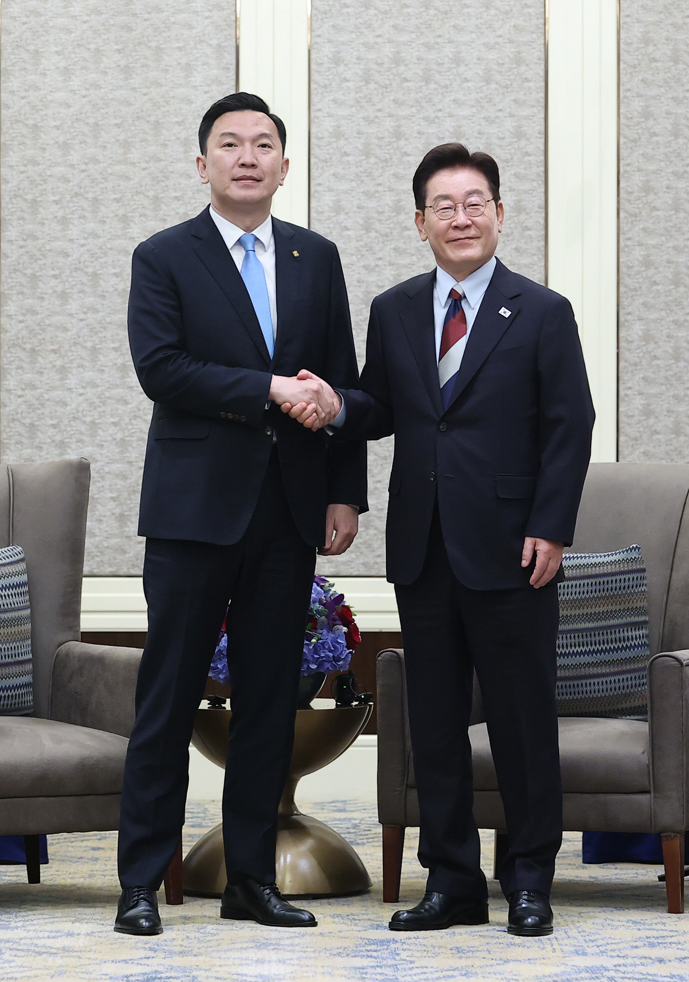 이재명 대통령, 몽골 총리 면담<YONHAP NO-6360>