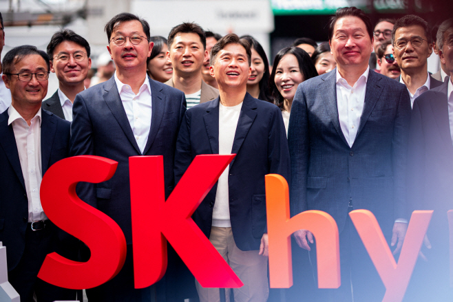 SK HYNIX-LISTING/