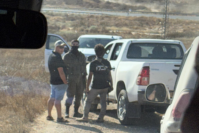 Mideast Wars-West Bank-Khanna
