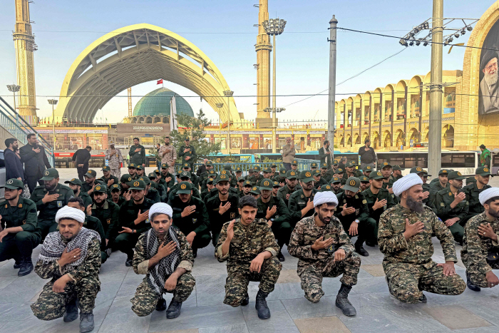 IRAN-US-ISRAEL-WAR-FUNERAL
