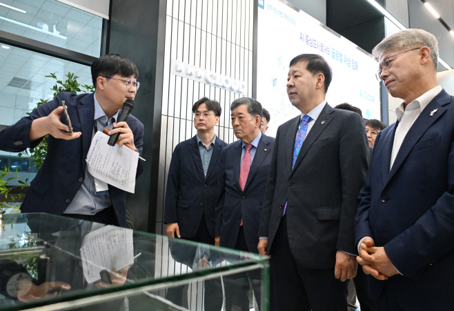 5극 3특 산업현장-광주 AI 산업융합산단 방문 및 간담회-광주 AI산업융합산단 (3)