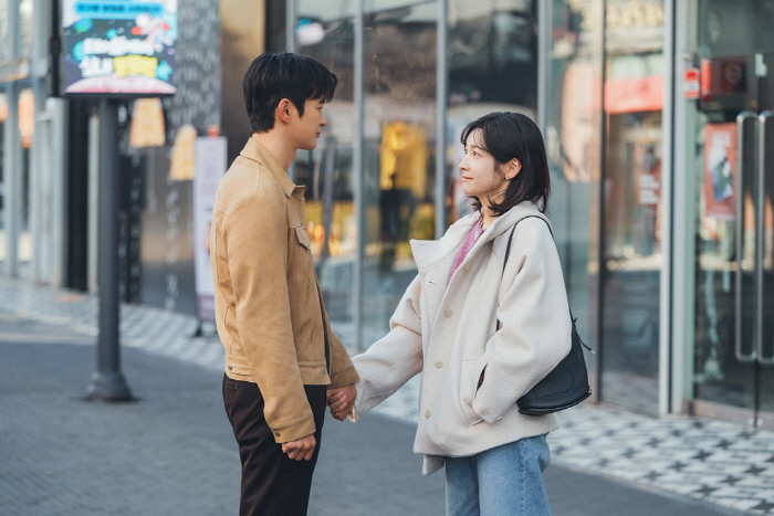 내일도 출근