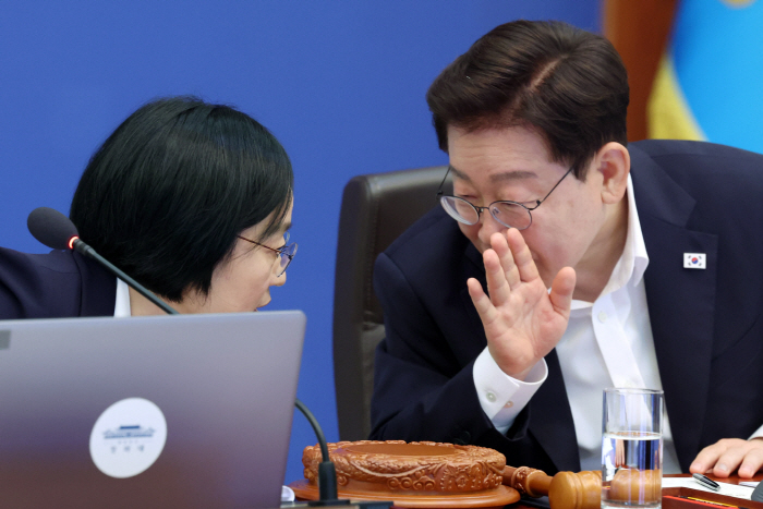 이재명 대통령과 한성숙 국무총리