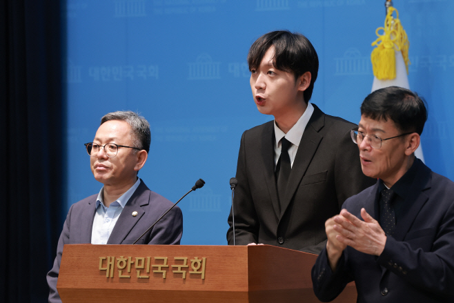 '최고위원 도전' 정민철 부의장, 청년 최고위원 ...<YONHAP NO-3496>