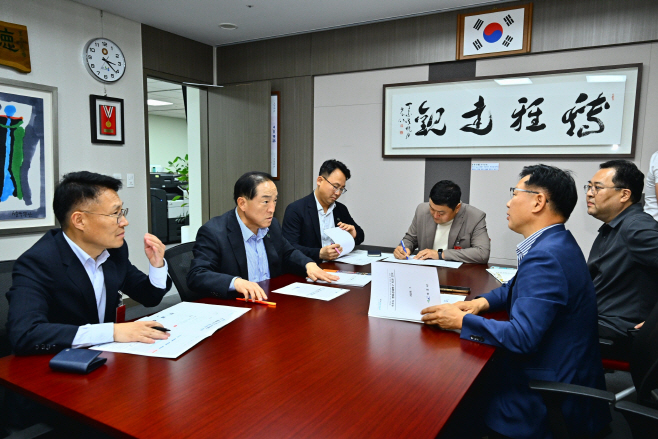 이병선 시장,  이양수 의원실 방문 (3)
