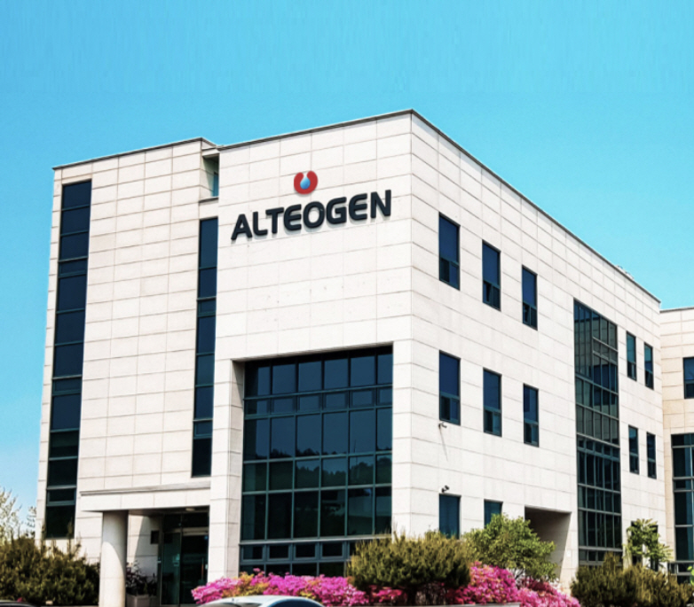 알테오젠, 코스피 이전상장 추진 잠정 유보 및 30% 무상증자 결정 - 뉴스 - 알테오젠 ALTEOGEN - Chrome 2026-07-16 오후 4_08_43