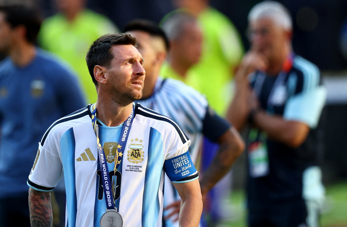 SOCCER-WORLDCUP-ESP-ARG/ <YONHAP NO-6297> (REUTERS)