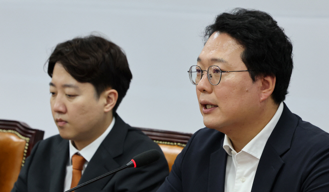 발언하는 천하람 원내대표<YONHAP NO-5374>