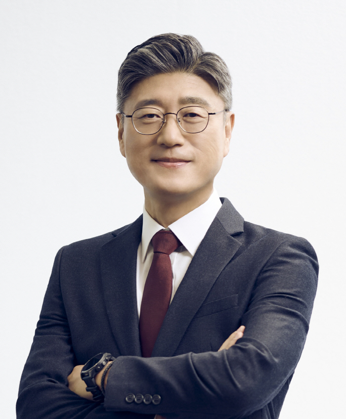 SK텔레콤_정재헌CEO_프로필사진(2026)_1