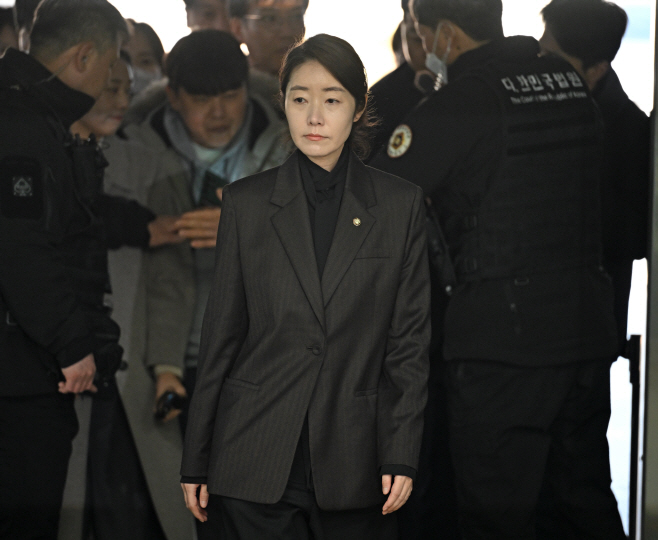 [포토] '1억 공천헌금 의혹' 강선우, 구속심사
