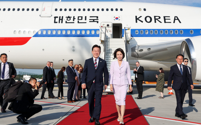 이재명 대통령, 프랑크푸르트 도착